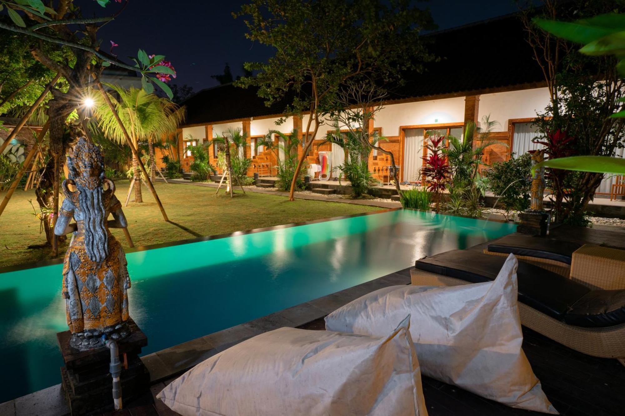 Asri Guesthouse Canggu Exteriör bild